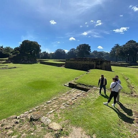 Iximche Ruins Tour from Antigua Voyageur