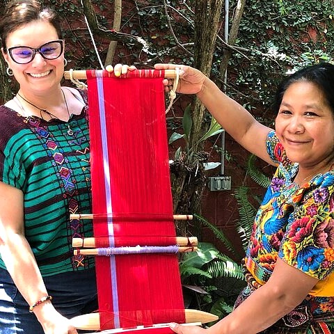 Two Hours Private Backstrap Weaving Workshop in Antigua